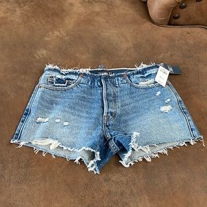 NWT Abercrombie & Fitch Distressed Shorts